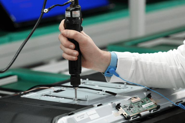 <p>Motor com escovas de carvão</p><p><a class="category-link" href="https://kilewsbrasil.com.br/categoria-produto/parafusadeiras-eletricas-industriais/motor-com-escovas-de-carvao/">Ver categoria</a></p>